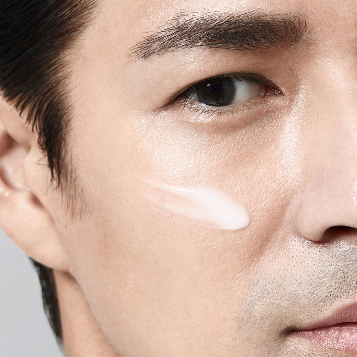 Shiseido Men Energizing Moisturizer Extra Light Fluid 100 ml
