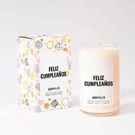 Govalis Vela Feliz Cumpleaños 500 gr Notas de Corazón: Chicle, Plátano, Gotas de Pera y Almizcle Notas de Fondo: Vainilla con Caramelo Dulce