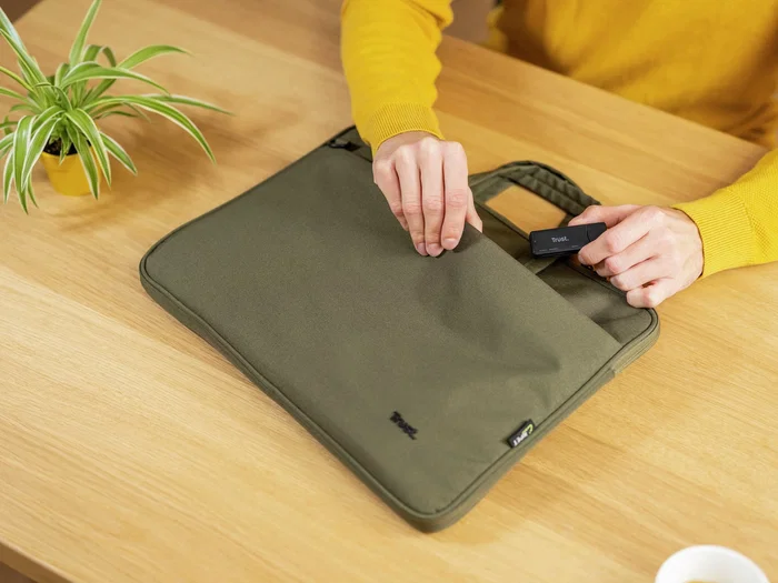 Trust NANGA 21935 - Lector de tarjetas de memoria externo USB 3.2 Gen 1 (5 Gbps) Type-A, compatible con SD, microSD y MS, color negro