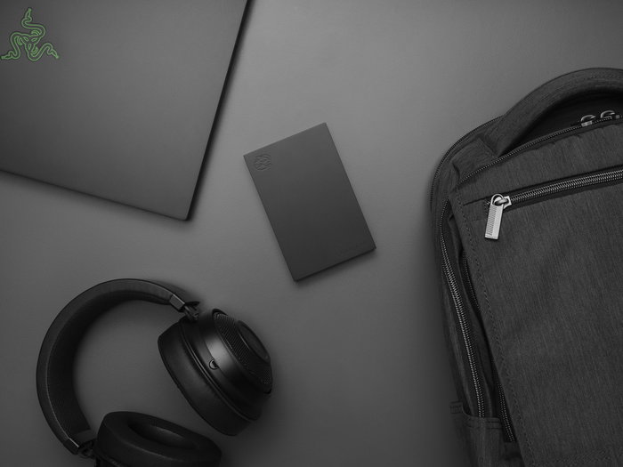 Seagate FireCuda STKL2000400 - Disco Duro Externo Portátil 2TB USB 3.0 para Juegos, con Iluminación LED RGB, Recuperación de Datos Rescue 3 Años