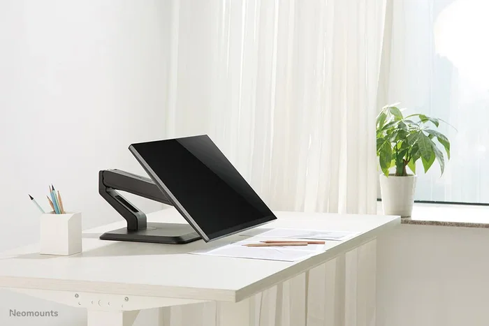 Neomounts FPMA-D885BLACK Soporte para Monitor de Escritorio con Ajuste de Altura y Gas - Negro, Hasta 32" (81.3 cm), Compatible VESA 75x75 y 100x100 mm