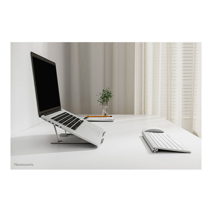Newstar NSLS085SILVER Soportes Falta para Laptop, Neomounts, Acero con Recubrimiento en Polvo, Soporte de 5 kg, Plata