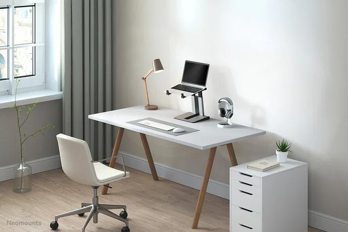 Neomounts NSLS200 Soporte para Portátil Plegable y Ajustable de 10" a 17" hasta 5 kg, Plata, Plástico, con Almohadillas Antideslizantes