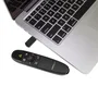 StarTech.com PRESREMOTE Control Remoto Presentador Inalámbrico con Puntero Láser - USB 2.4 GHz, Alcance 27 m, Negro, Incluye Funda y Pilas