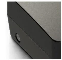 Riello iPlug SE 600VA / 0.6kVA SAI/UPS Línea Interactiva con 3 Salidas Schuko, Pseudo Sinusoidal, 50/60 Hz - Negro Riello iPlug SE 600VA / 0.6kVA SAI/UPS Línea Interactiva con 3 Salidas Schuko, Pseudo Sinusoidal, 50/60 Hz - Negro