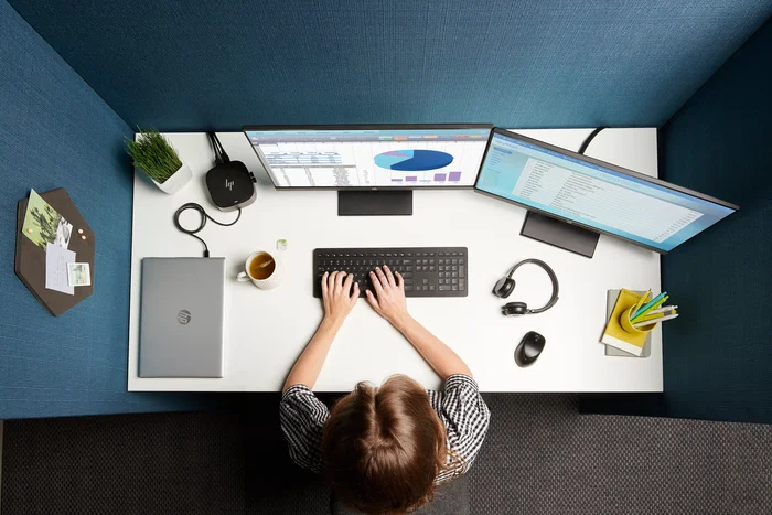 HP USB-C Dock G5 Estación de Acoplamiento 100W USB 3.2 Gen 1 con 2x DisplayPort, HDMI, 4x USB 3.0, LAN, Negro - Referencia 5TW10AA