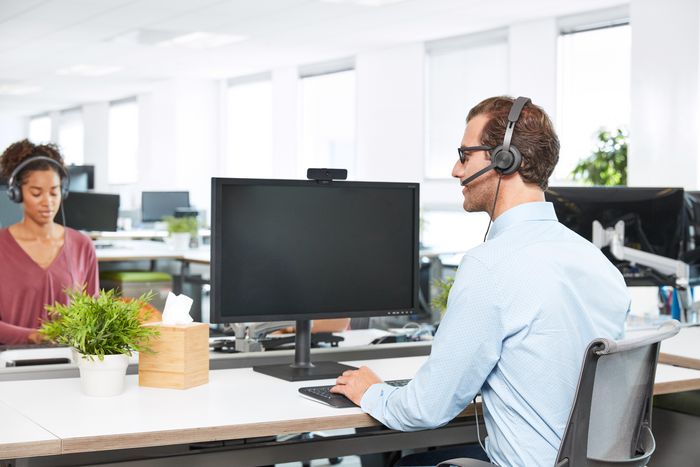 Logitech Zone Wired UC Auriculares con Micrófono, Cancelación de Ruido Dual, USB-C, Certificación Microsoft Teams, 1.9m