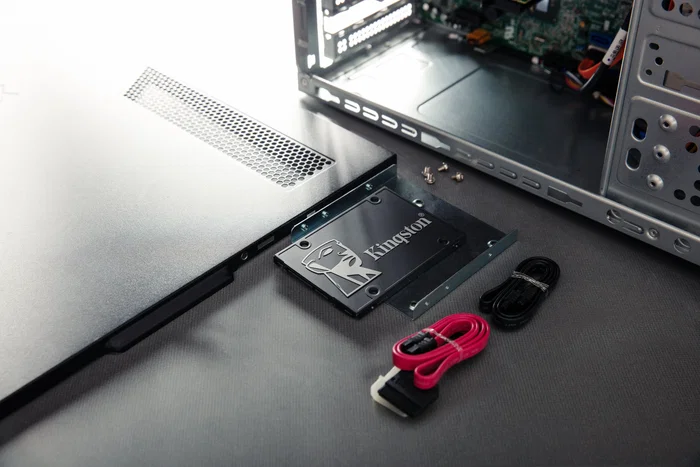 Kingston KC600 1 TB SSD 2.5 pulgadas SATA III