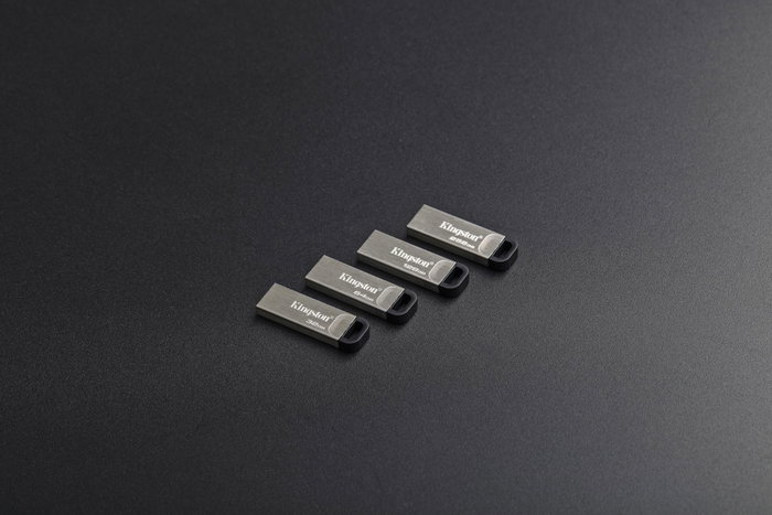 Kingston DataTraveler Kyson 64 GB USB 3.2 Gen 1 Plata Kingston DataTraveler Kyson 64 GB USB 3.2 Gen 1 Plata