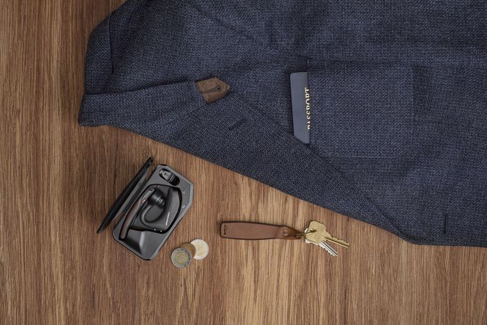 Poly Voyager 5200 UC Auriculares Bluetooth con Cancelación de Ruido Adaptable y Tecnología WindSmart