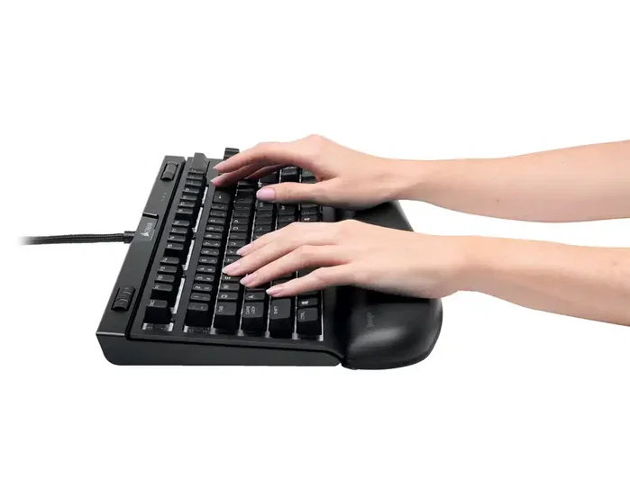 Kensington ErgoSoft™ Reposamuñecas para Teclados Mecánicos y de Juego Negro Kensington ErgoSoft™ Reposamuñecas para Teclados Mecánicos y de Juego Negro