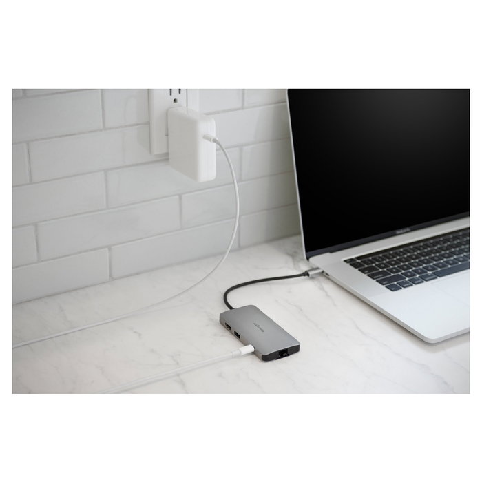 Kensington Dock móvil USB-C 8 en 1 UH1400P Kensington Dock móvil USB-C 8 en 1 UH1400P