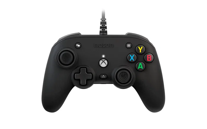 Nacon Pro Compact Negro USB Gamepad para Xbox One, Xbox Series S, Xbox Series X