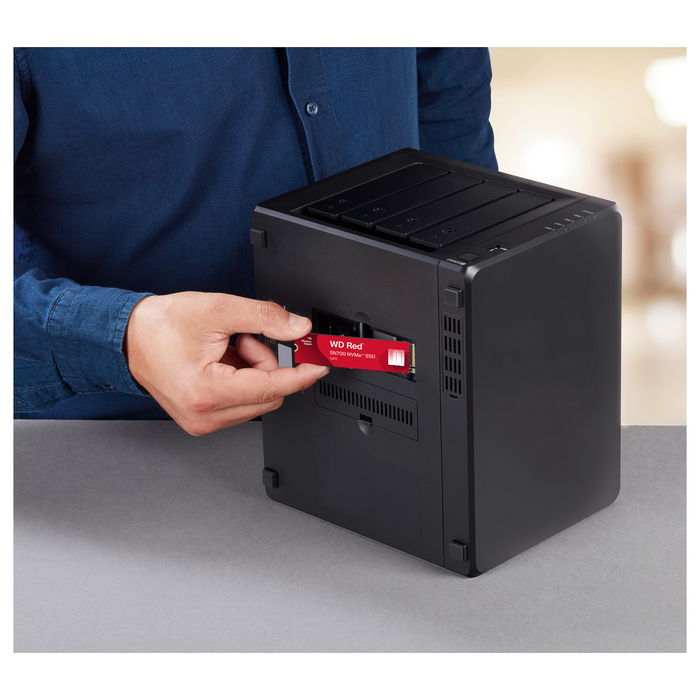 Western Digital M.2 4TB WD Red SN700 NVMe PCIe 3.0 x 4 SSD