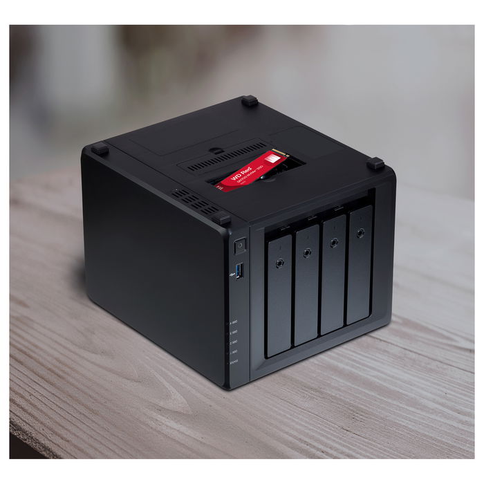 Western Digital M.2 4TB WD Red SN700 NVMe PCIe 3.0 x 4 SSD