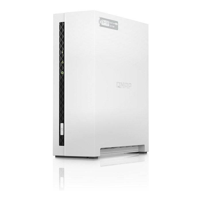 QNAP TS-133 NAS de 1 bahía con procesador Cortex-A55 y 2 GB RAM