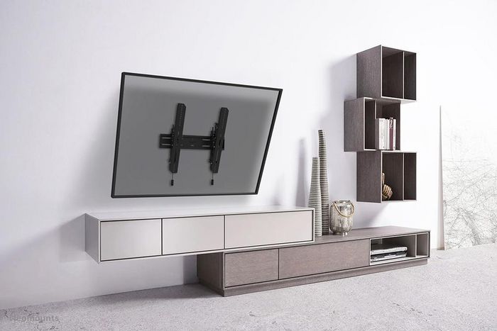 Neomounts WL35S-850BL14 Soportes de pared inclinables para TV, 32-75", 50 kg, VESA 100x100-400x400, profundidad 3,5 cm, ajuste de nivel, bloqueable, negro