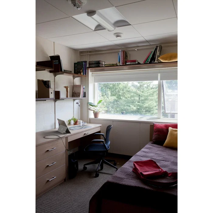 Kensington K68134WW Cable Antirrobo con Llave para Microsoft Surface Pro y Go - Diseño Exclusivo, Cable Acero 1.8m, 5mm, Negro/Plata