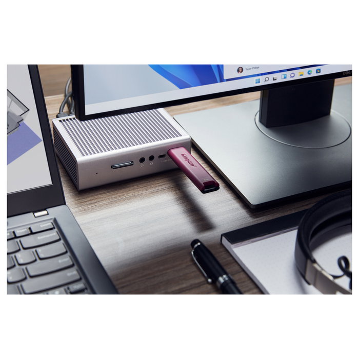 Kingston DataTraveler Ultimate GT USB 3.2 Gen 2, 1TB, 1000MB/s Lectura, 900MB/s Escritura, Rojo