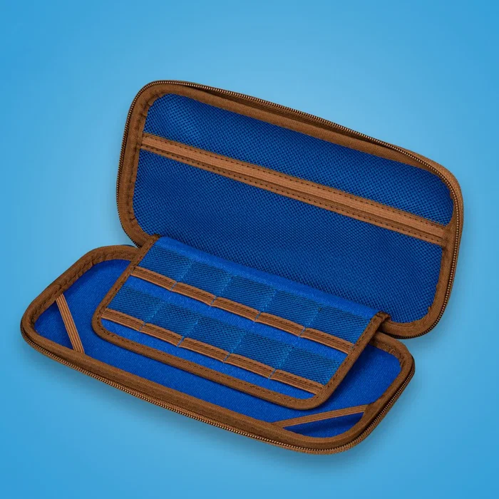 BLADE GAMING Funda Protección Maleta Nintendo Switch y Switch Lite One Piece Chibi - Estuche con Bolsillo para 10 Juegos - Azul, Marrón, Blanco
