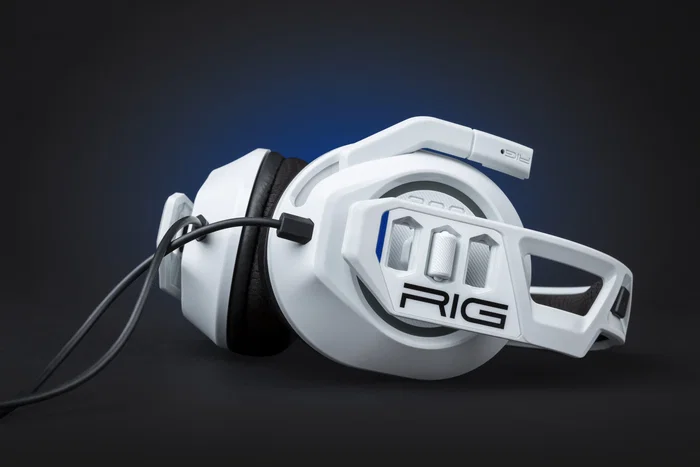 Nacon Auriculares Gaming RIG 300 PRO HS Alámbricos Diadema Circumaural con Micrófono Boom Blanco - Compatibles con PS5, PS4, Xbox, Nintendo Switch, PC Nacon Auriculares Gaming RIG 300 PRO HS Alámbricos Diadema Circumaural con Micrófono Boom Blanco - Compatibles con PS5, PS4, Xbox, Nintendo Switch, PC