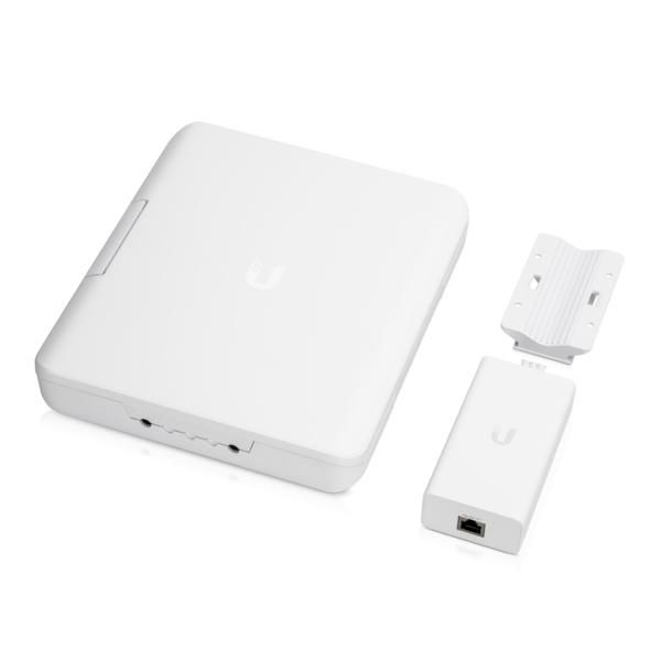 Ubiquiti UniFi Switch Flex Utility, Caja Exterior Impermeable para USW-Flex con Adaptador PoE de 60W