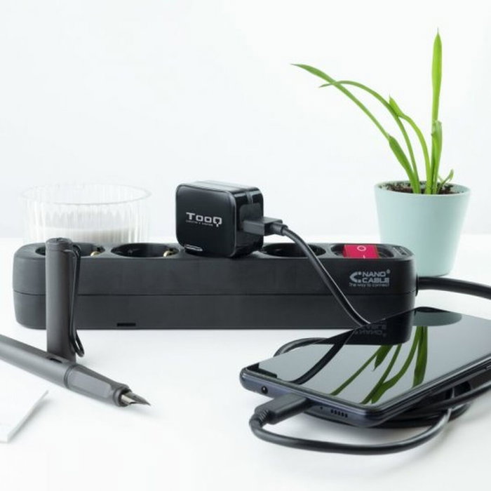 Tooq Cargador de Pared TQWC-1S01 12W Negro