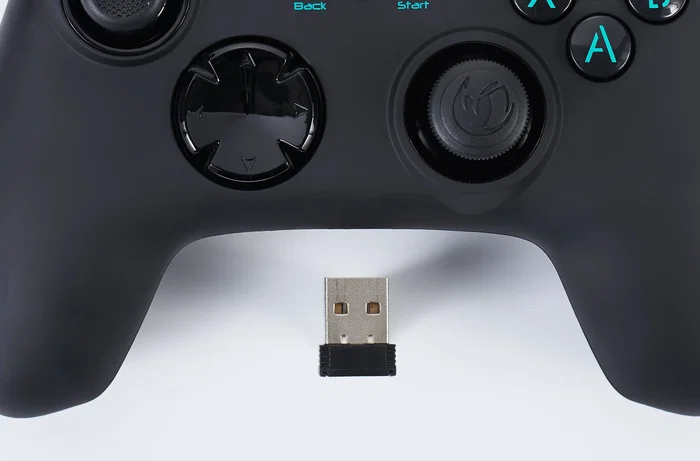 Nacon PCGC-200WL Gamepad Inalámbrico Negro