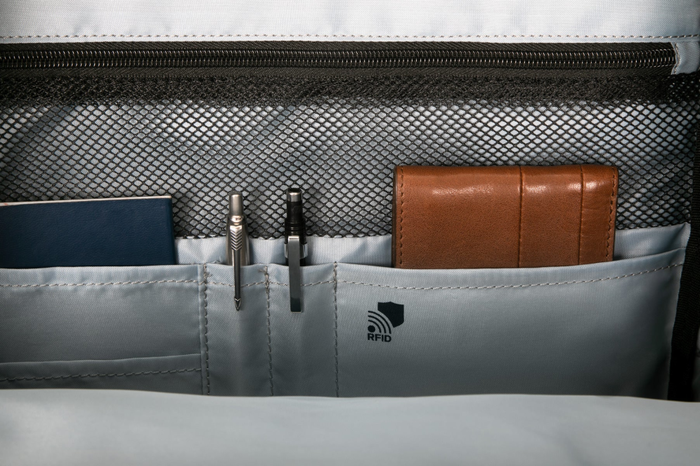 Targus Sagano Mochila para portátil de 15.6 pulgadas, Negro, Gris, RPET 500, Fabricada con materiales reciclados