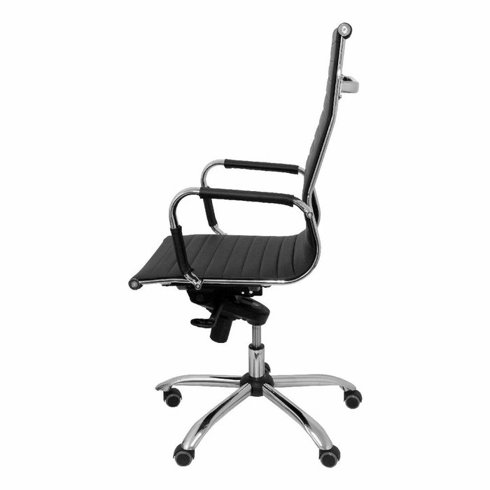 Piqueras y Crespo Sillón Madroño en Símil Piel Negro Piqueras y Crespo Sillón Madroño en Símil Piel Negro