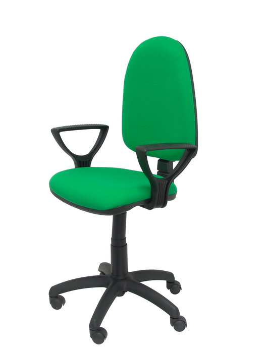 Silla de oficina Aýna con mecanismo Contacto permanente básico tapizada con Tela color Verde. Equipada con Base poliamida negra, Brazos fijos y Ruedas de nailon 50 mm