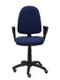 Silla de oficina Aýna con mecanismo Contacto permanente básico tapizada con Tela color Azul marino. Equipada con Base poliamida negra, Brazos fijos y Ruedas de parqué