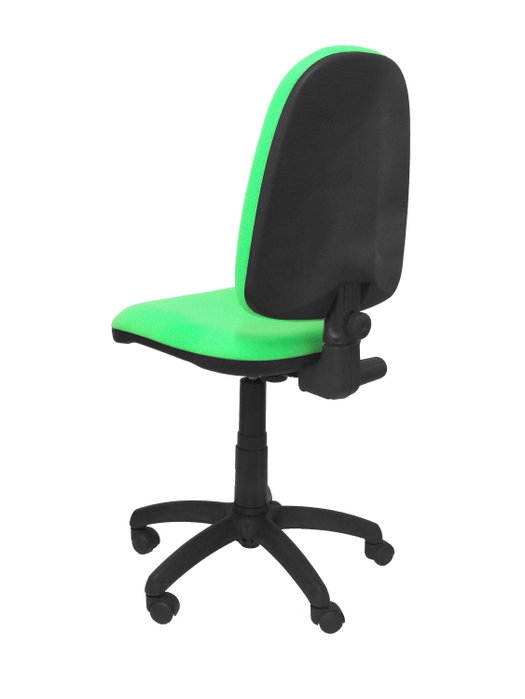 Silla de oficina Aýna con mecanismo Contacto permanente básico tapizada con Tela color Pistacho. Equipada con Base poliamida negra, Sin brazos y Ruedas de nailon 50 mm Silla de oficina Aýna con mecanismo Contacto permanente básico tapizada con Tela color Pistacho. Equipada con Base poliamida negra, Sin brazos y Ruedas de nailon 50 mm