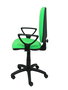 Silla de oficina Aýna con mecanismo Contacto permanente básico tapizada con Tela color Pistacho. Equipada con Base poliamida negra, Brazos fijos y Ruedas de nailon 50 mm
