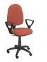 Silla de oficina Aýna con mecanismo Contacto permanente básico tapizada con Tela color Marrón. Equipada con Base poliamida negra, Brazos fijos y Ruedas de nailon 50 mm