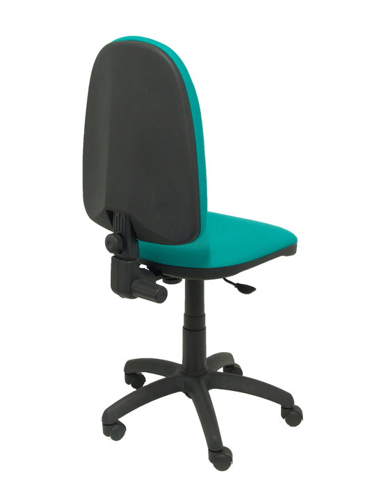 Silla de oficina Aýna con mecanismo Contacto permanente básico tapizada con Tela color Turquesa. Equipada con Base poliamida negra, Sin brazos y Ruedas de nailon 50 mm Silla de oficina Aýna con mecanismo Contacto permanente básico tapizada con Tela color Turquesa. Equipada con Base poliamida negra, Sin brazos y Ruedas de nailon 50 mm