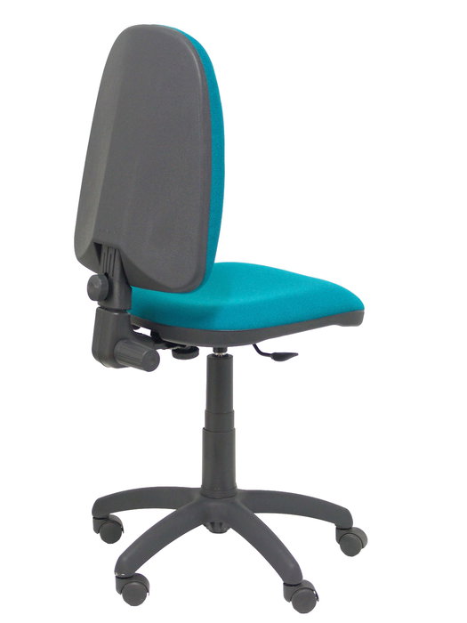 Silla de oficina Aýna con mecanismo Contacto permanente básico tapizada con Tela color Verde petróleo. Equipada con Base poliamida negra, Sin brazos y Ruedas de nailon 50 mm