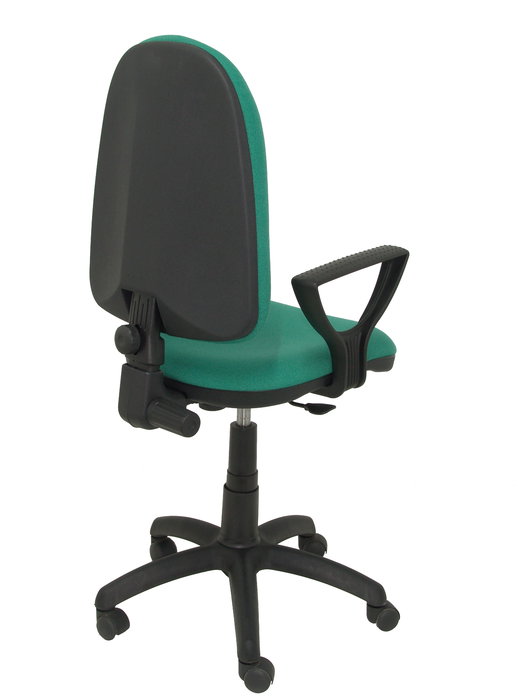 Silla de oficina Aýna con mecanismo Contacto permanente básico tapizada con Tela color Verde esmeralda. Equipada con Base poliamida negra, Brazos fijos y Ruedas de nailon 50 mm