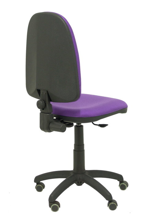 Silla de oficina Aýna con mecanismo Contacto permanente básico tapizada con Tela color Lila. Equipada con Base poliamida negra, Sin brazos y Ruedas de parqué Silla de oficina Aýna con mecanismo Contacto permanente básico tapizada con Tela color Lila. Equipada con Base poliamida negra, Sin brazos y Ruedas de parqué