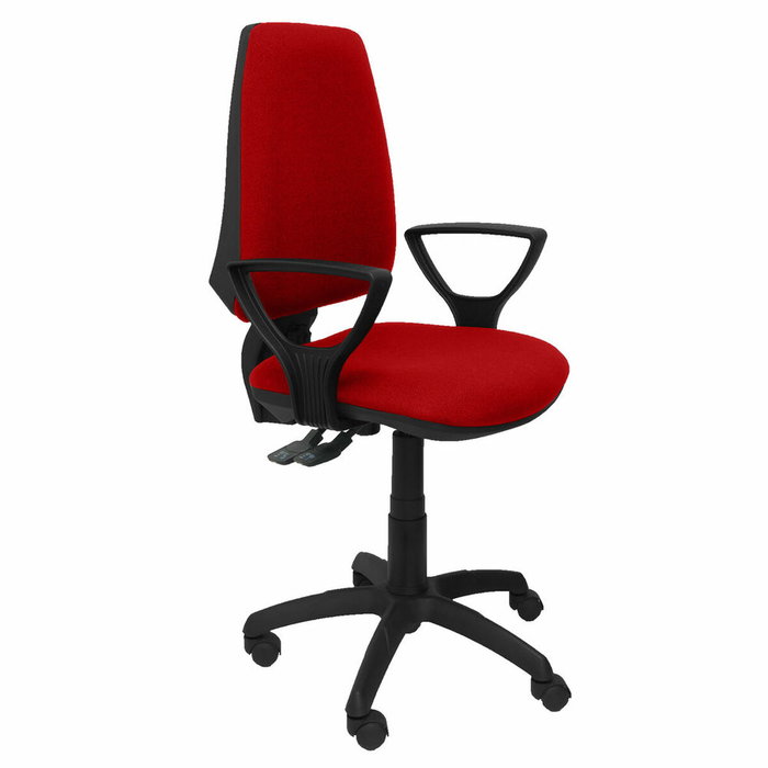 PIQUERAS Y CRESPO Silla de oficina Elche con mecanismo asíncrono, brazos fijos y tapizado rojo PIQUERAS Y CRESPO Silla de oficina Elche con mecanismo asíncrono, brazos fijos y tapizado rojo