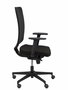 Silla de oficina Ossa con mecanismo Sincro tapizada con Tela color Negro. Equipada con lumbar 1D, Brazos 1D y Ruedas de parqué