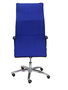 Sillón Albacete con mecanismo Sincro tapizada con Tela color Azul. Equipado con Base aluminio, Brazos 1D y Ruedas de parqué
