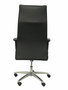 Sillón Albacete con mecanismo Sincro tapizada con Similpiel color Negro. Equipado con Base aluminio, Brazos 1D y Ruedas de parqué