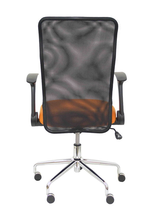 Silla de oficina Minaya con mecanismo Basculante tapizada con Tela color Naranja y malla color Negro. Equipada con Base cromada, Brazos abatibles y Ruedas de nailon 50 mm