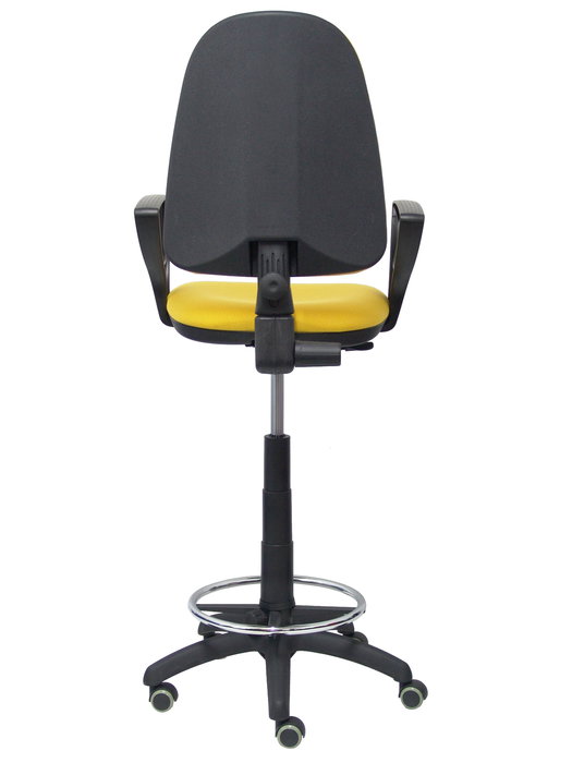 Taburete Aýna con mecanismo Contacto permanente básico tapizada con Tela color Amarillo. Equipado con Base poliamida negra, Brazos fijos y Ruedas de parqué