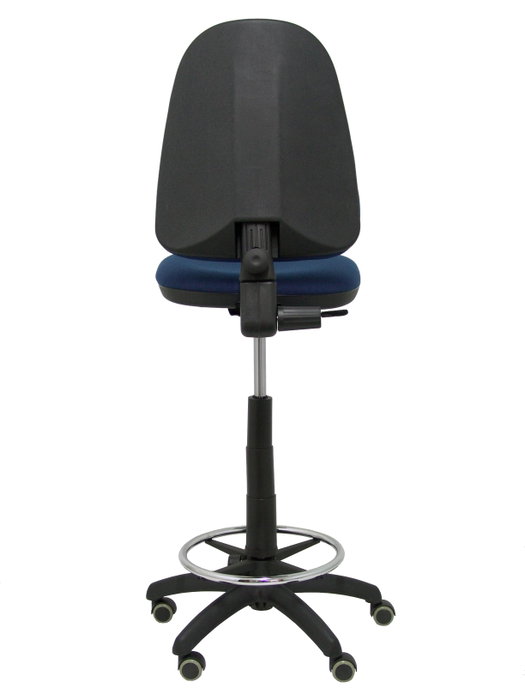 Taburete Aýna con mecanismo Contacto permanente básico tapizada con Tela color Azul marino. Equipado con Base poliamida negra, Sin brazos y Ruedas de parqué Taburete Aýna con mecanismo Contacto permanente básico tapizada con Tela color Azul marino. Equipado con Base poliamida negra, Sin brazos y Ruedas de parqué