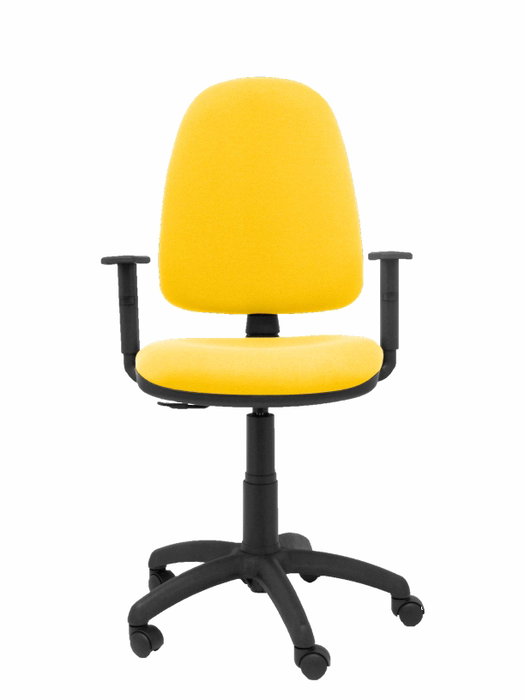 Silla de oficina Aýna con mecanismo Contacto permanente básico tapizada con Tela color Amarillo. Equipada con Base poliamida negra, Brazos 1D y Ruedas de nailon 50 mm
