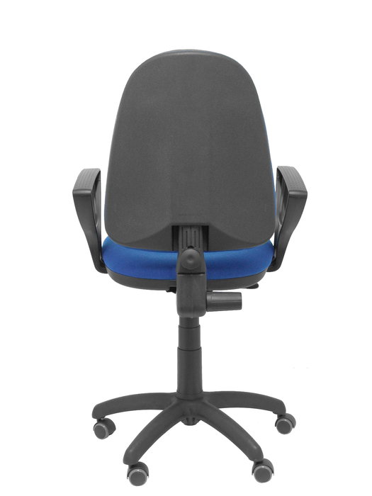 Silla de oficina Aýna con mecanismo Contacto permanente básico tapizada con Tela color Azul. Equipada con Base poliamida negra, Brazos fijos y Ruedas de parqué