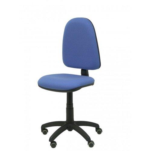 Silla de oficina Aýna con mecanismo Contacto permanente básico tapizada con Tela color Azul claro. Equipada con Base poliamida negra, Sin brazos y Ruedas de parqué Silla de oficina Aýna con mecanismo Contacto permanente básico tapizada con Tela color Azul claro. Equipada con Base poliamida negra, Sin brazos y Ruedas de parqué