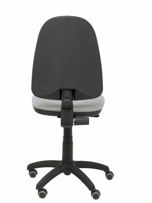 Silla de oficina Aýna con mecanismo Contacto permanente básico tapizada con Tela color Gris claro. Equipada con Base poliamida negra, Sin brazos y Ruedas de parqué Silla de oficina Aýna con mecanismo Contacto permanente básico tapizada con Tela color Gris claro. Equipada con Base poliamida negra, Sin brazos y Ruedas de parqué